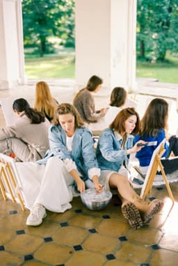 Amore Painting Class thumbnail 1